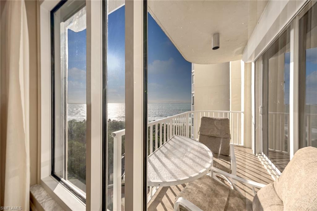 CONTESSA AT BAY COLONY - Residential