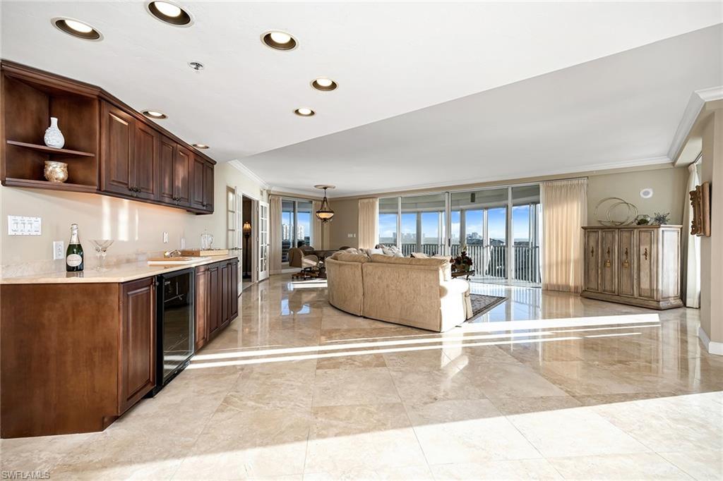 CONTESSA AT BAY COLONY - Residential