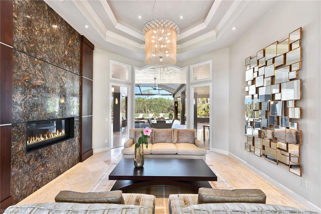 CREEKSIDE - Residential