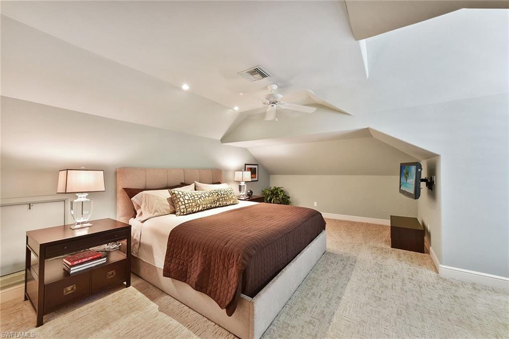 CREEKSIDE - Residential