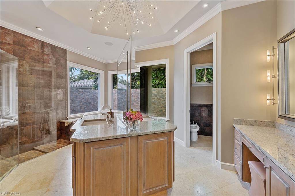 CREEKSIDE - Residential