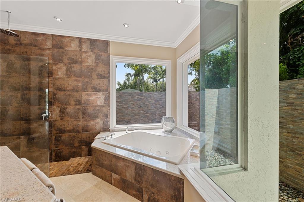 CREEKSIDE - Residential