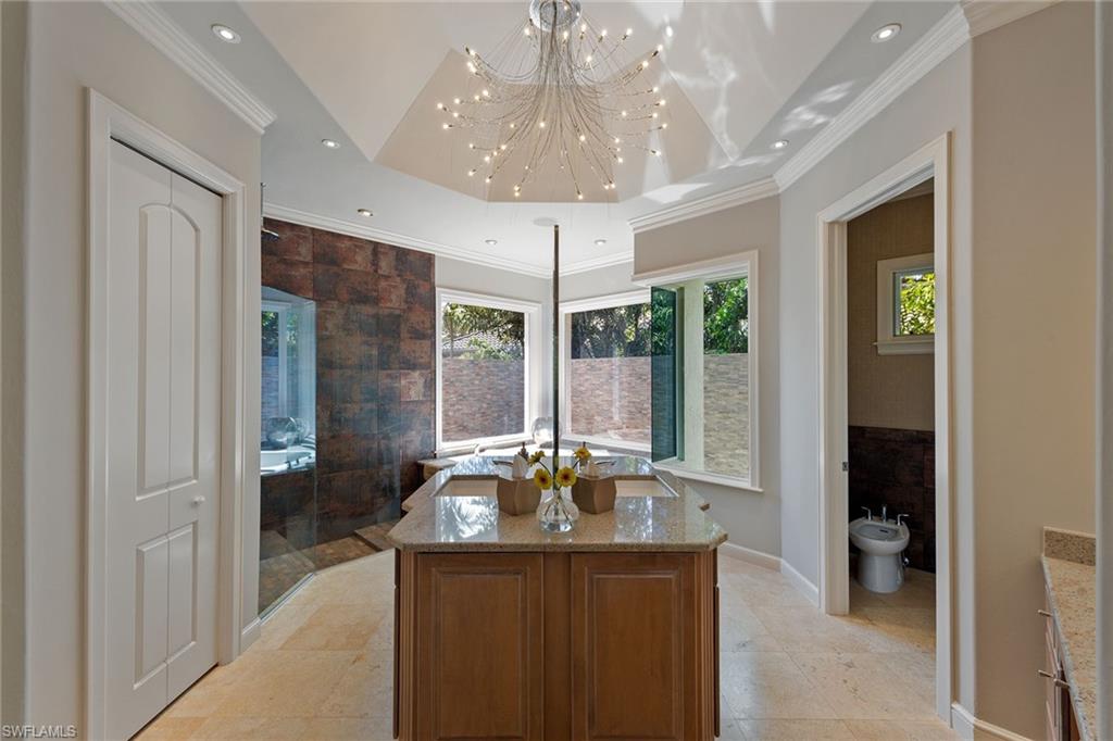 CREEKSIDE - Residential