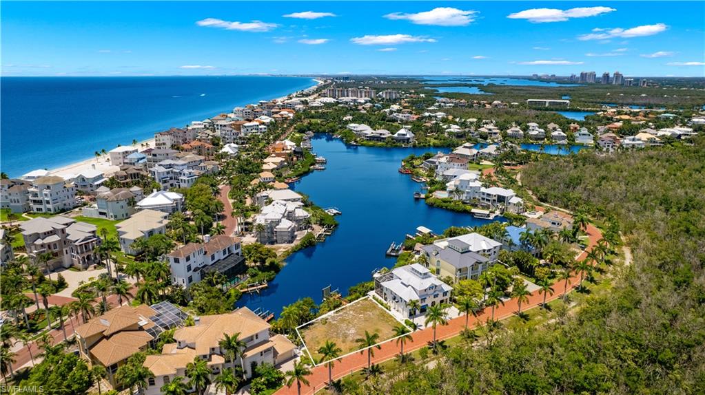 BAYFRONT GARDENS - Land