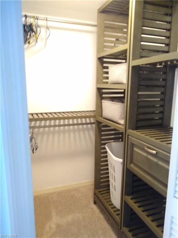 COUNTRY CLUB VILLAGE - Residential Lease