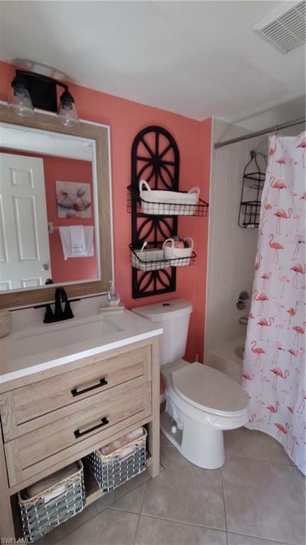 COUNTRY CLUB VILLAGE - Residential Lease