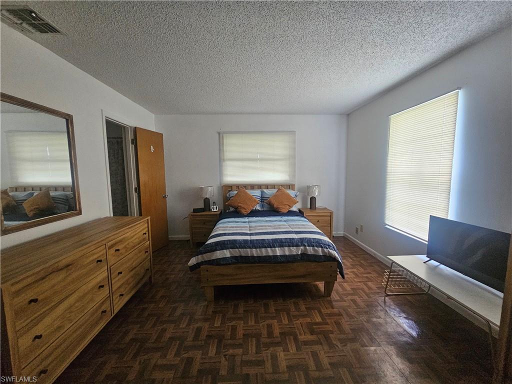 PINEWOOD CONDOMINIUM - Residential Lease