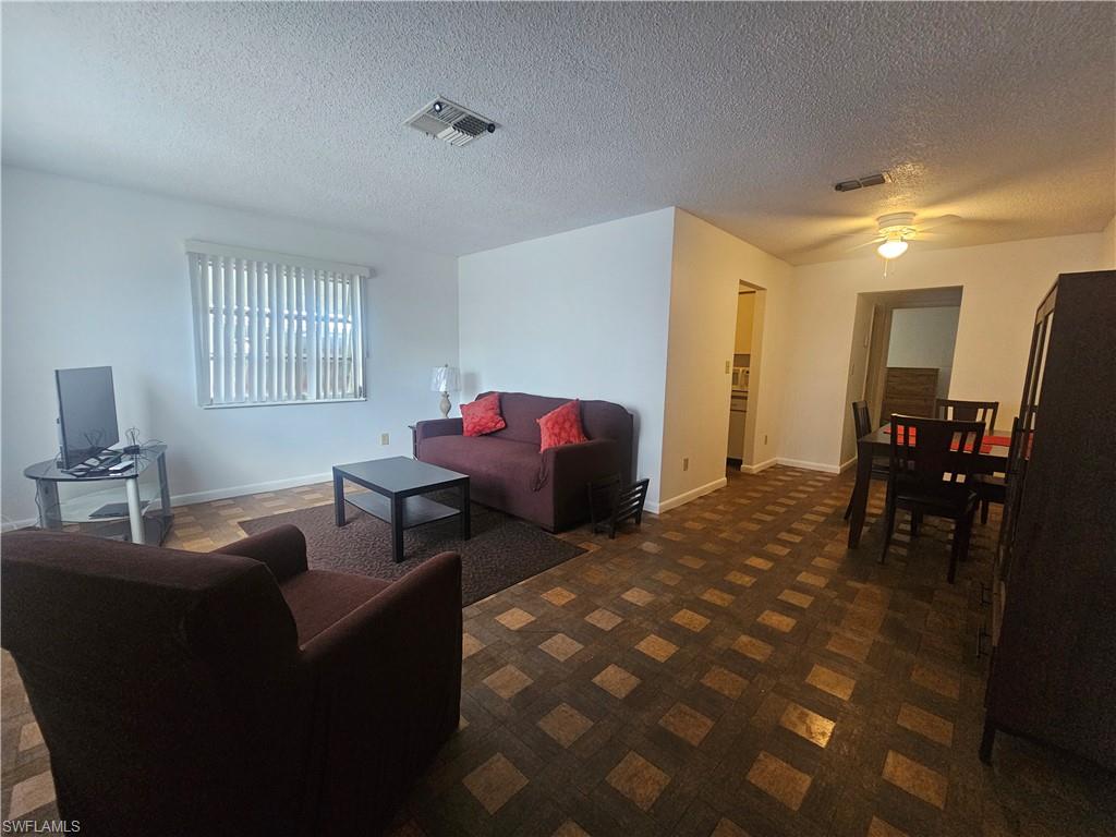 PINEWOOD CONDOMINIUM - Residential Lease