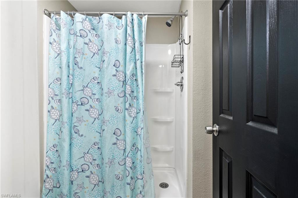 COACHLIGHT MANOR MOBILE HOME - Residential