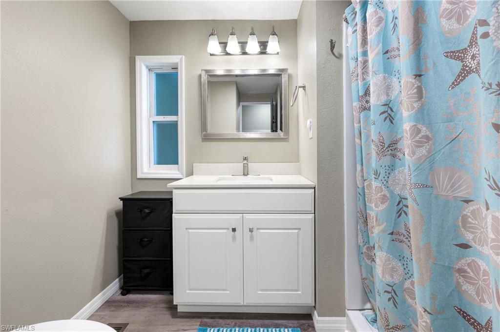 COACHLIGHT MANOR MOBILE HOME - Residential