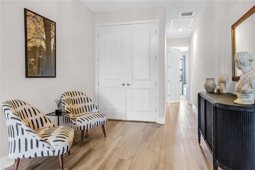 HAMILTON PLACE - Residential