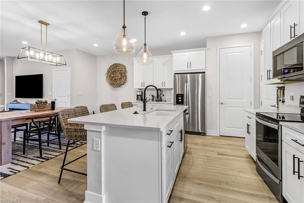 HAMILTON PLACE - Residential