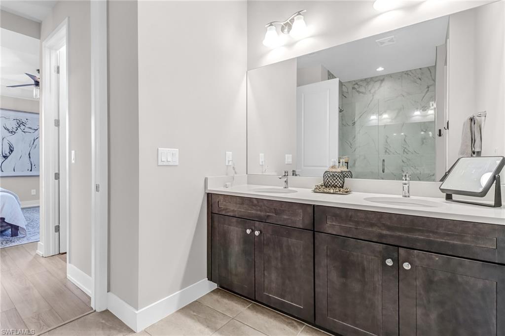 HAMILTON PLACE - Residential