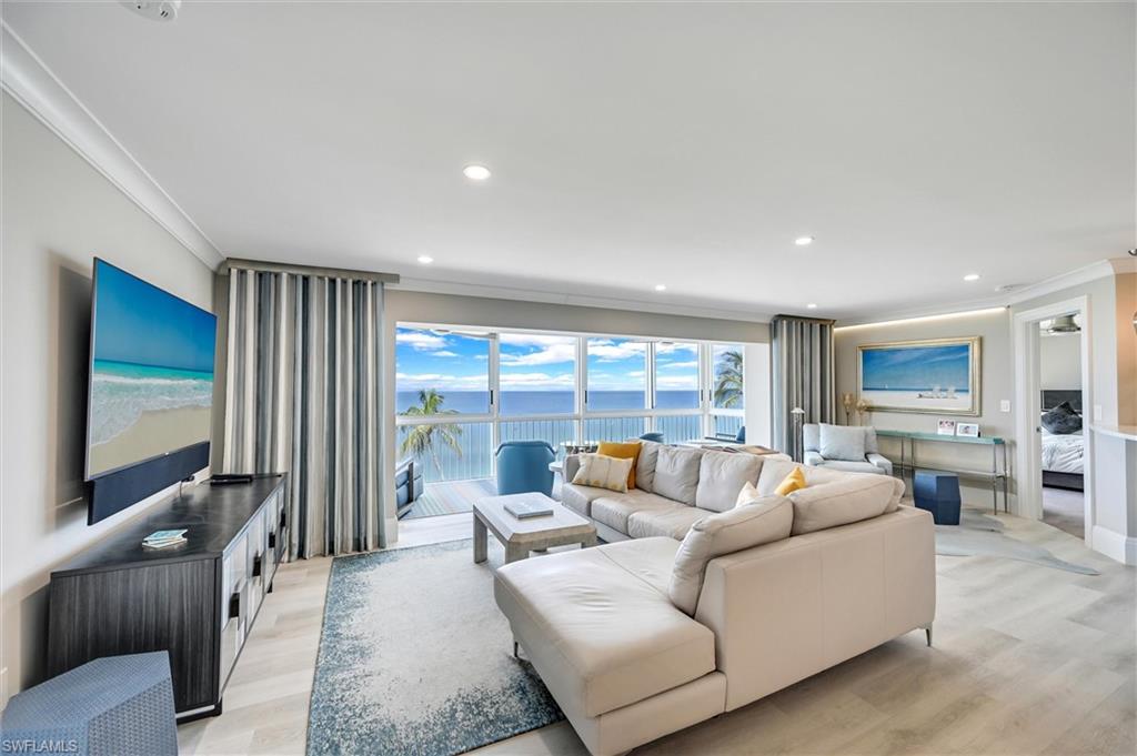1275 GULF SHORE BLVD N 602
