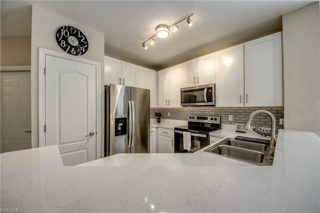 OLYMPIA POINTE - Residential