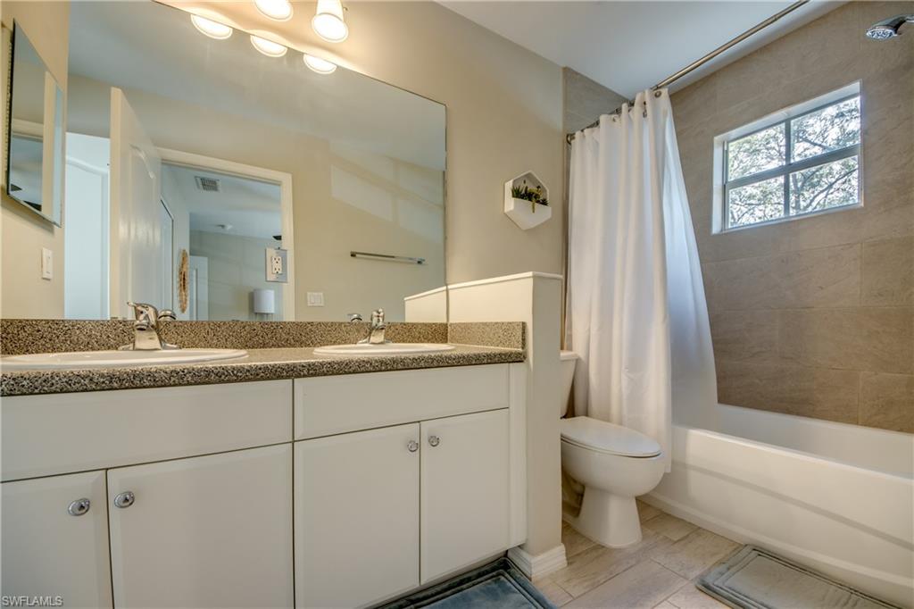 OLYMPIA POINTE - Residential