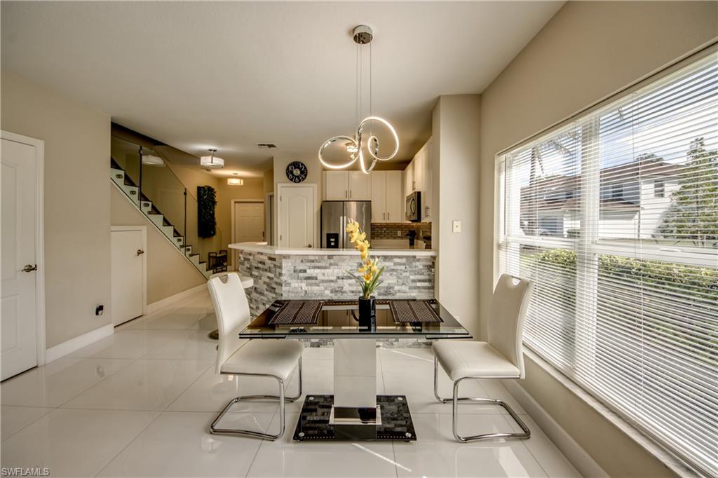 OLYMPIA POINTE - Residential