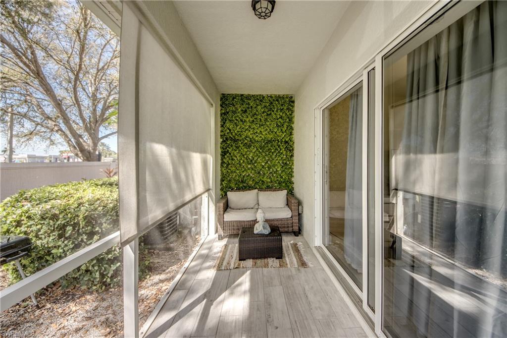 OLYMPIA POINTE - Residential