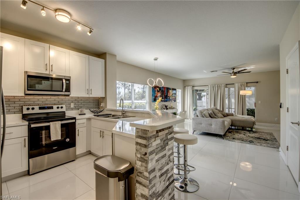 OLYMPIA POINTE - Residential