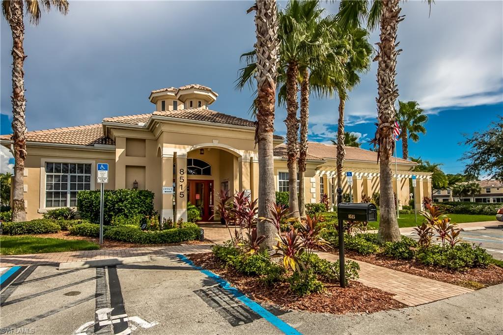 OLYMPIA POINTE - Residential