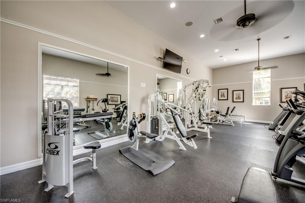 OLYMPIA POINTE - Residential