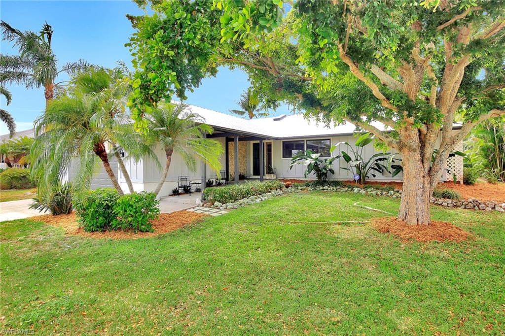 MARCO BEACH - Residential