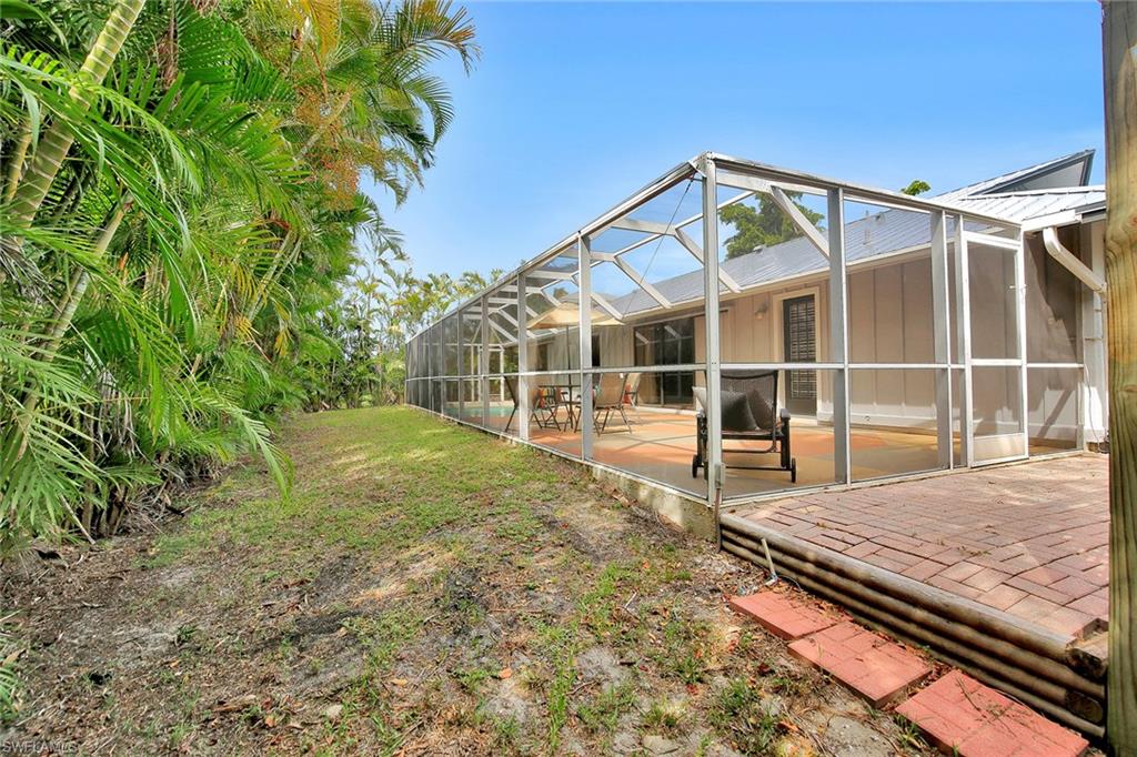 MARCO BEACH - Residential