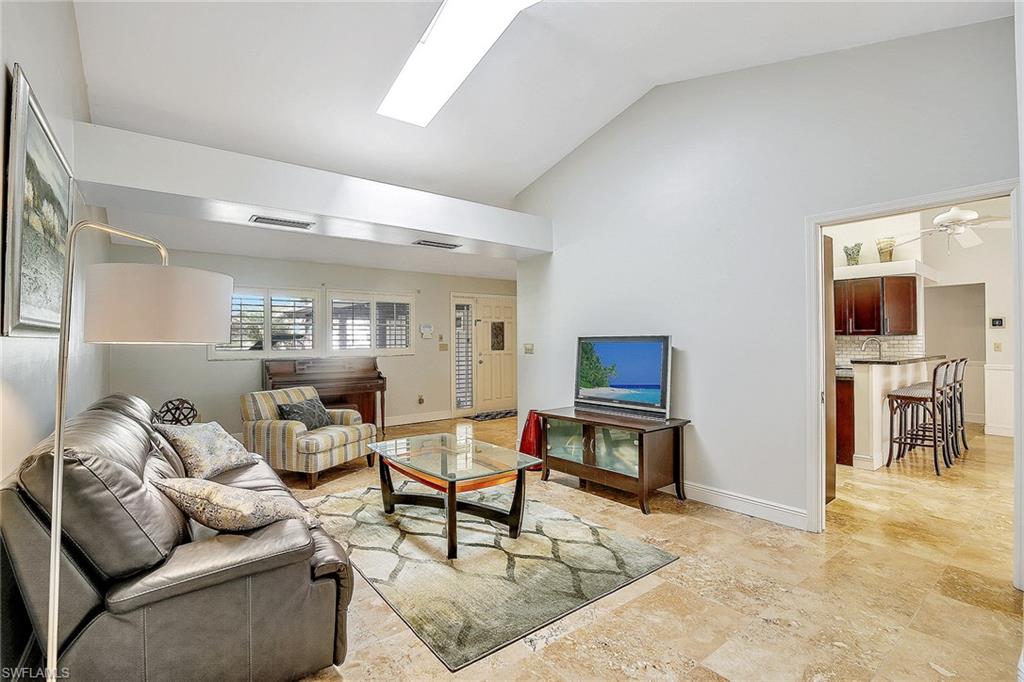 MARCO BEACH - Residential