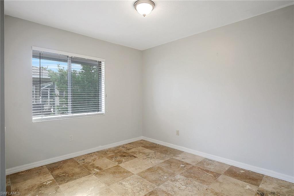 MARCO BEACH - Residential