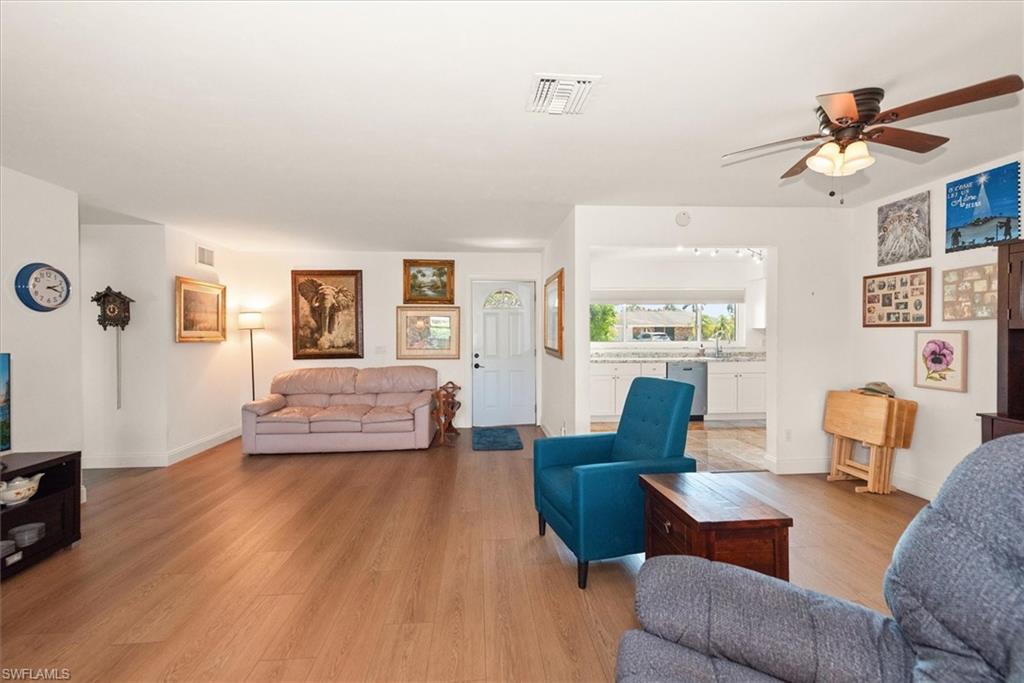 BARTENS PINEVIEW ESTATES - Residential