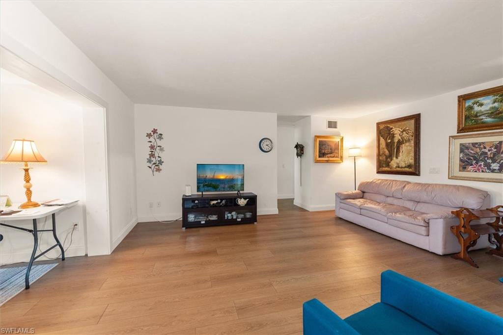 BARTENS PINEVIEW ESTATES - Residential