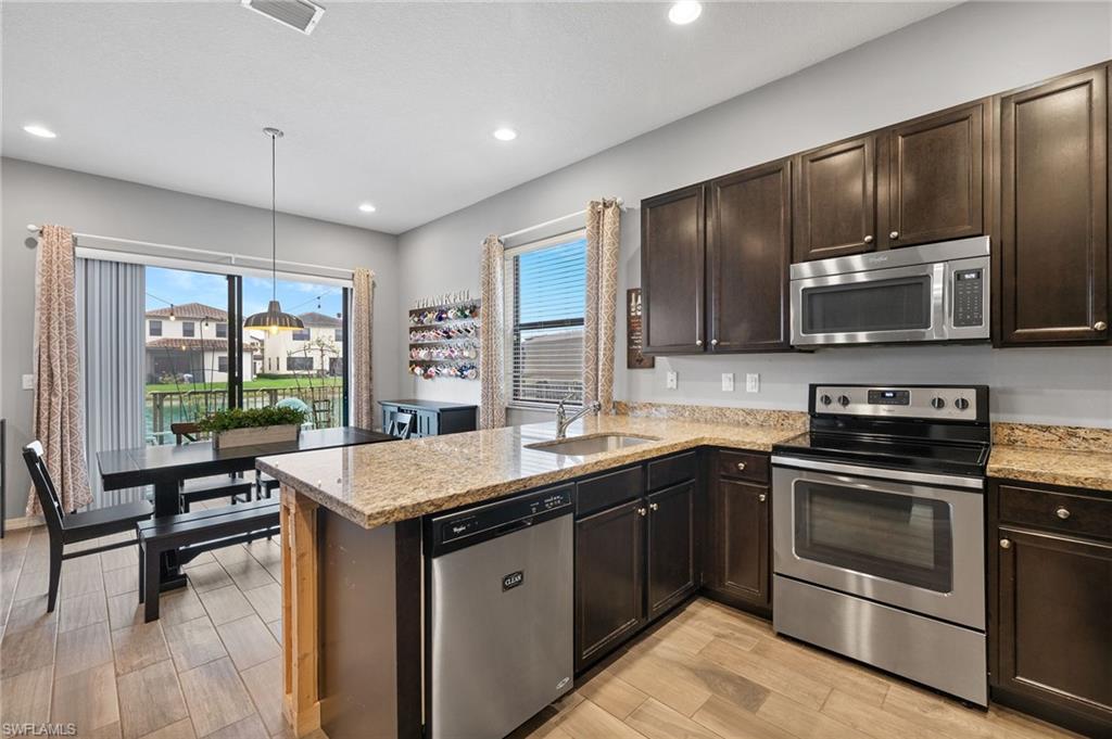 COQUINA AT MAPLE RIDGE - Residential