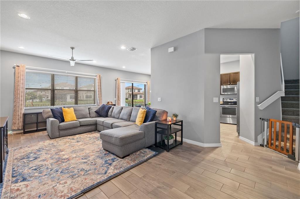 COQUINA AT MAPLE RIDGE - Residential