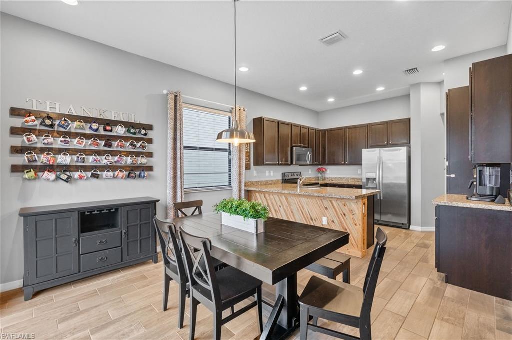 COQUINA AT MAPLE RIDGE - Residential