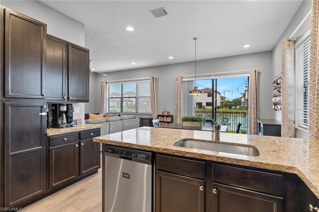 COQUINA AT MAPLE RIDGE - Residential