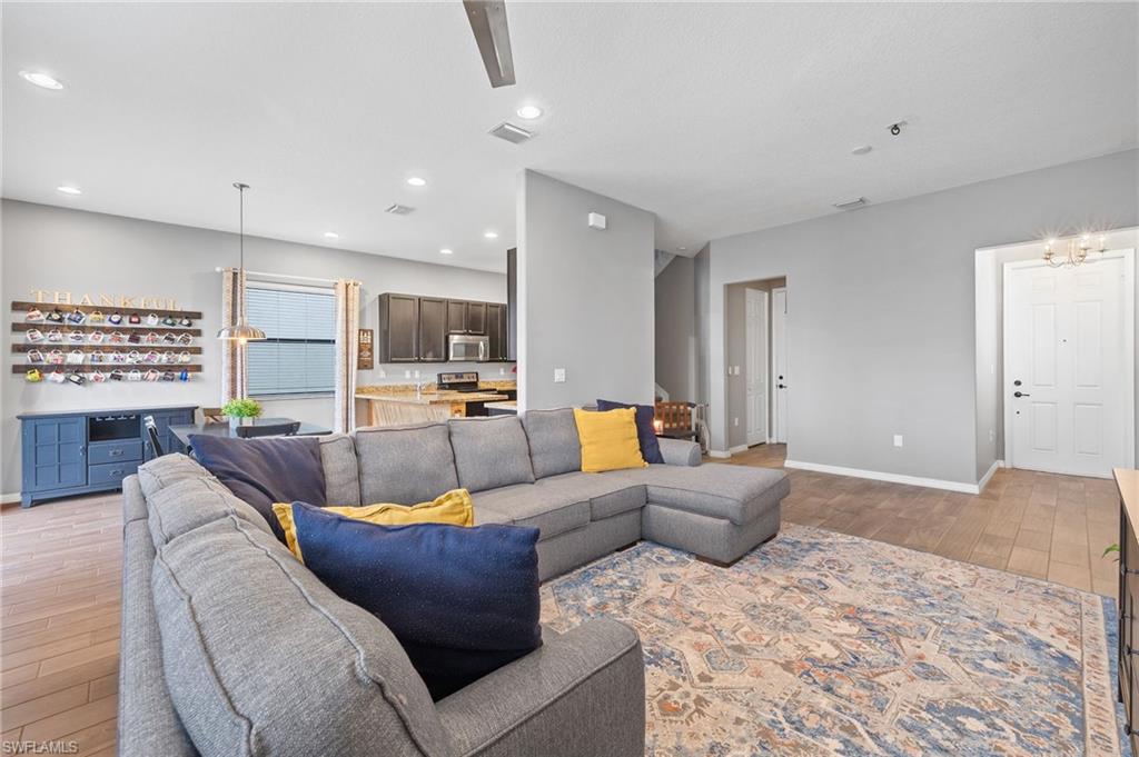 COQUINA AT MAPLE RIDGE - Residential