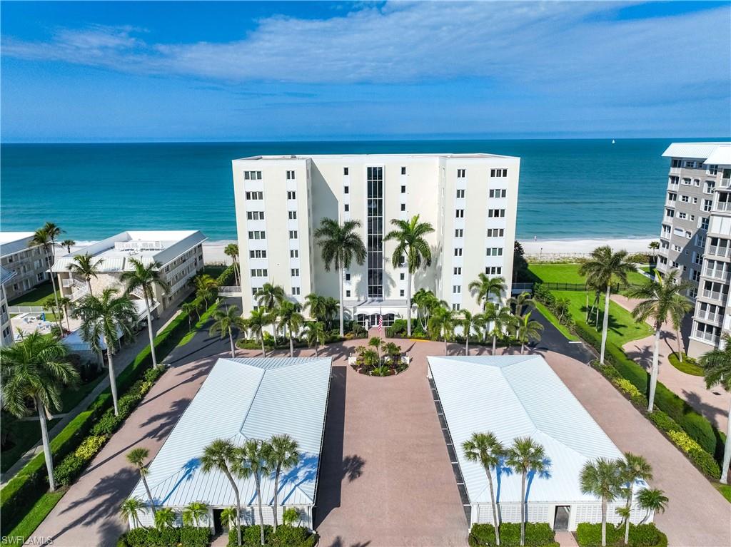 JAMAICA TOWERS - Residential