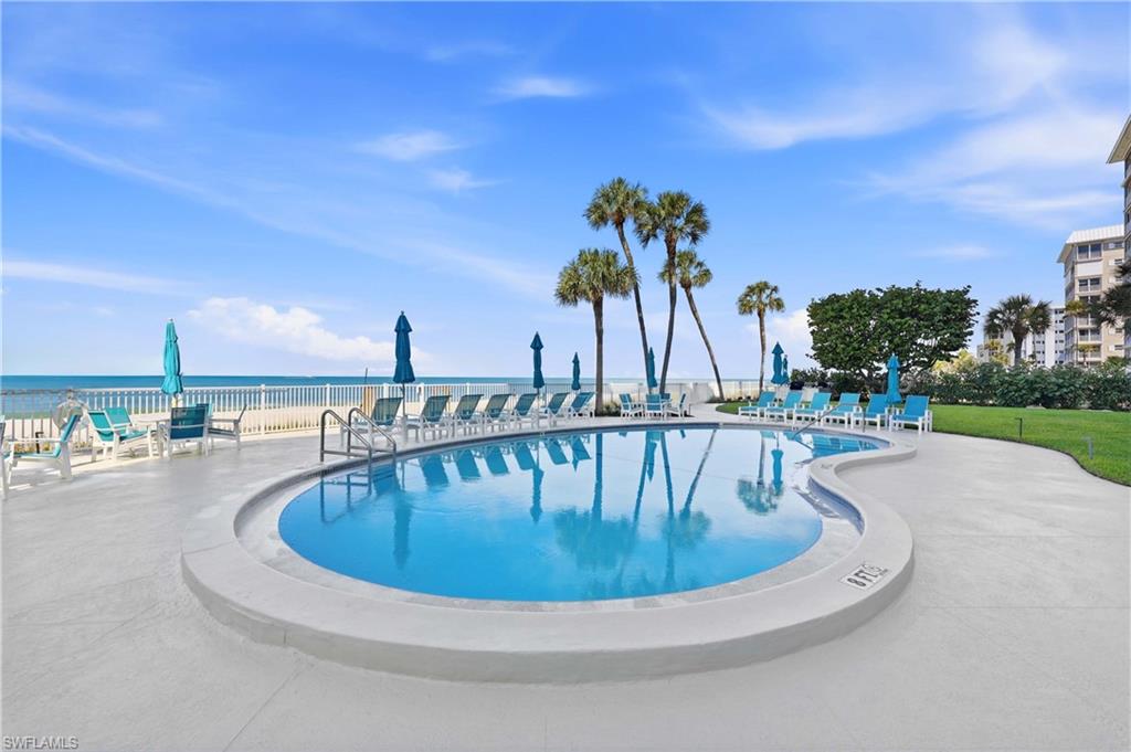 JAMAICA TOWERS - Residential