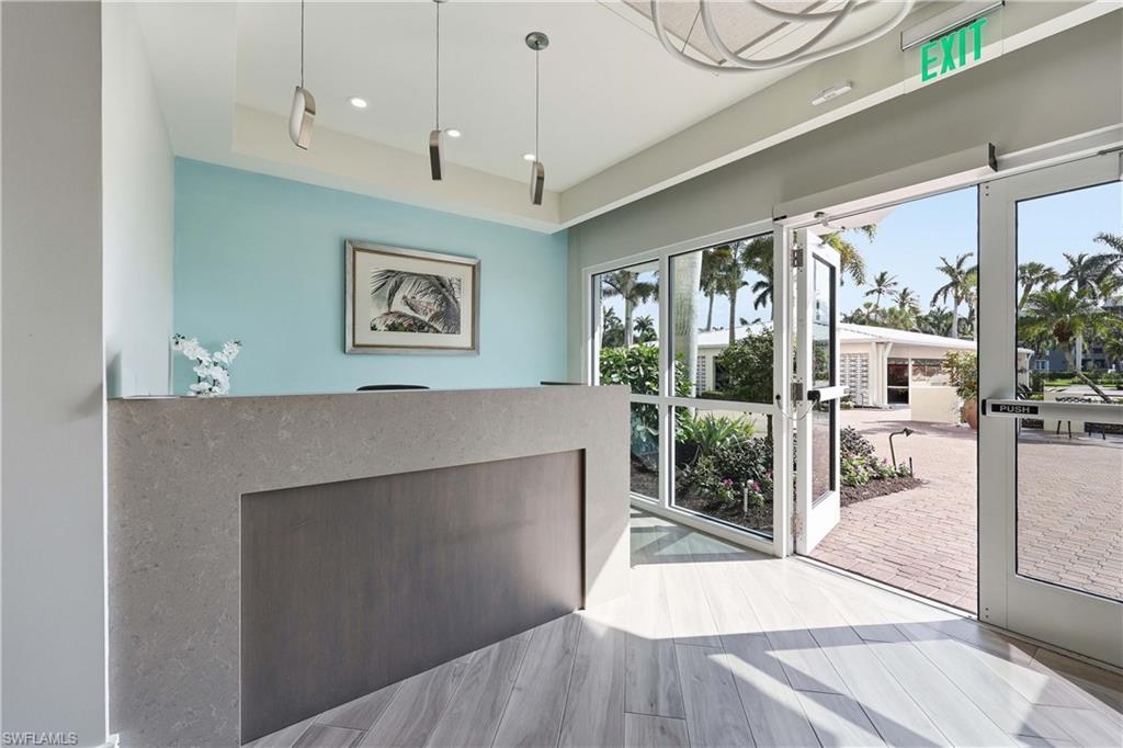 JAMAICA TOWERS - Residential