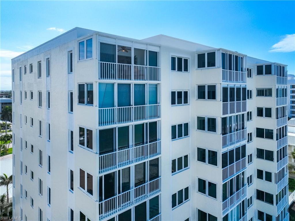 JAMAICA TOWERS - Residential