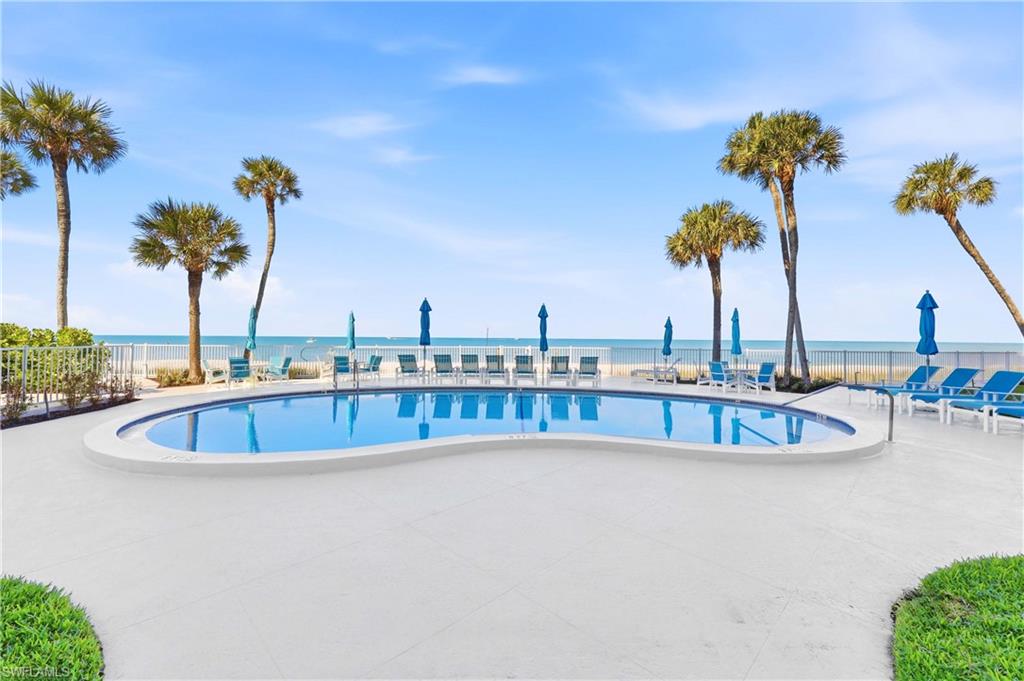 JAMAICA TOWERS - Residential