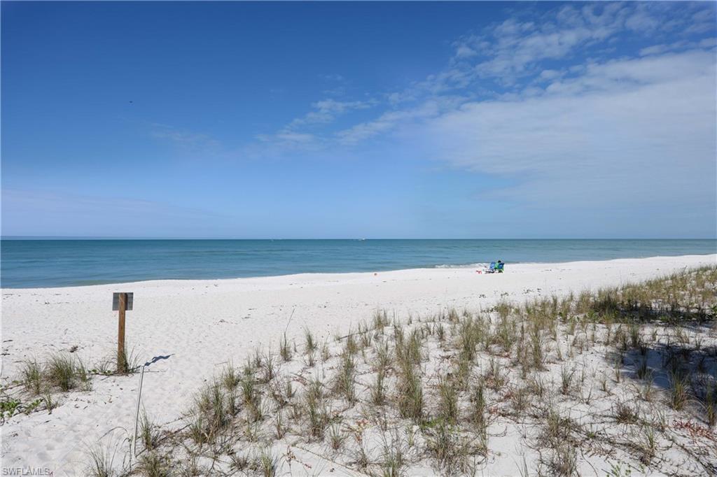 JAMAICA TOWERS - Residential