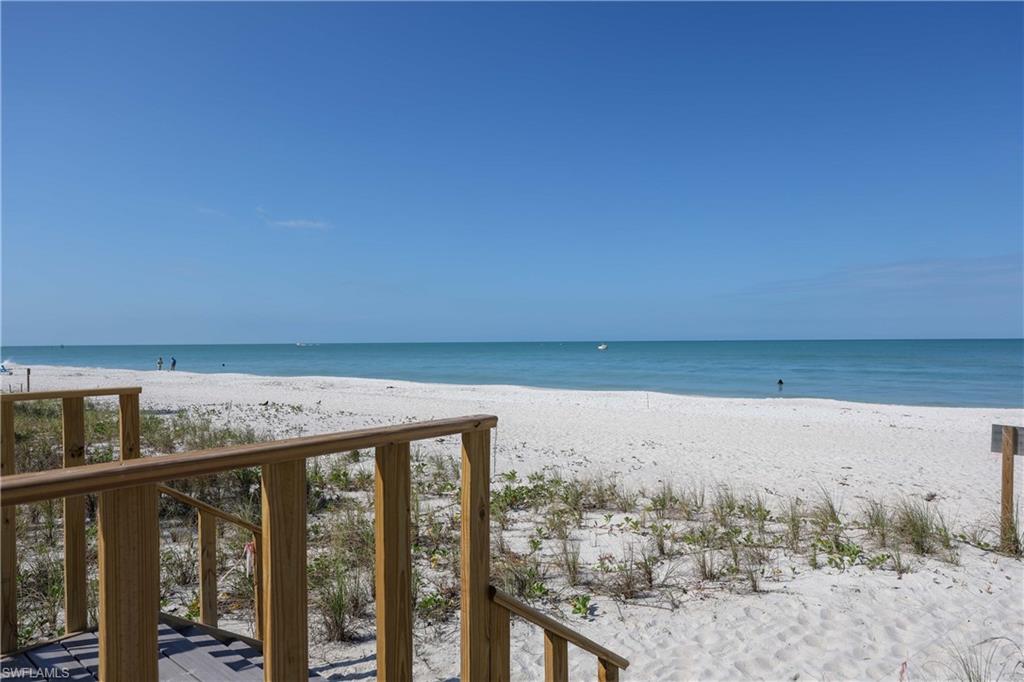 JAMAICA TOWERS - Residential