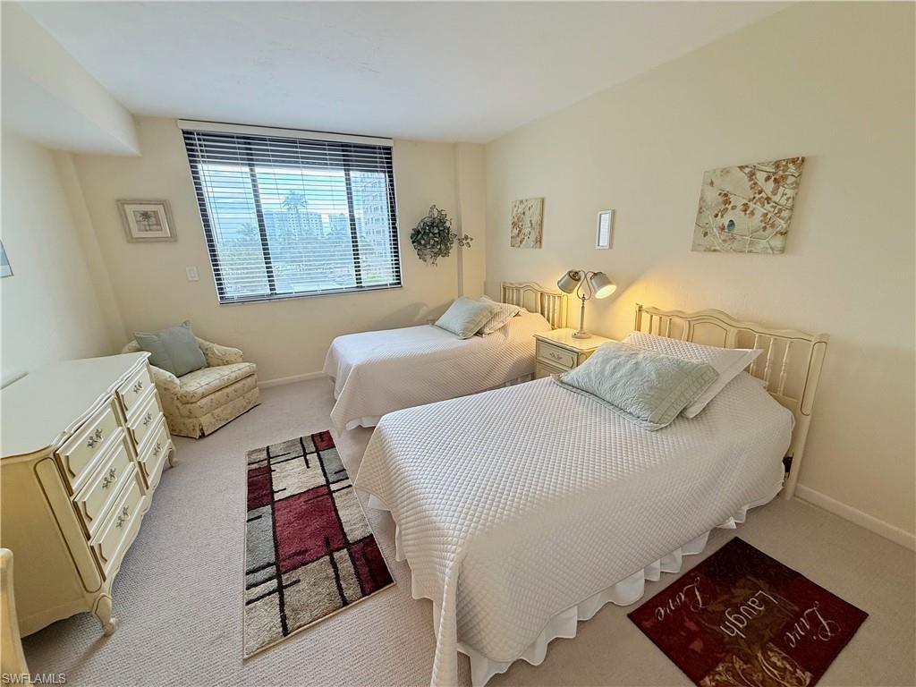 VANDERBILT SURF COLONY - Residential Lease