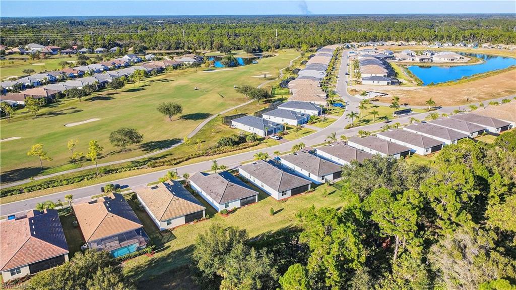 COUNTRY CLUB - Residential