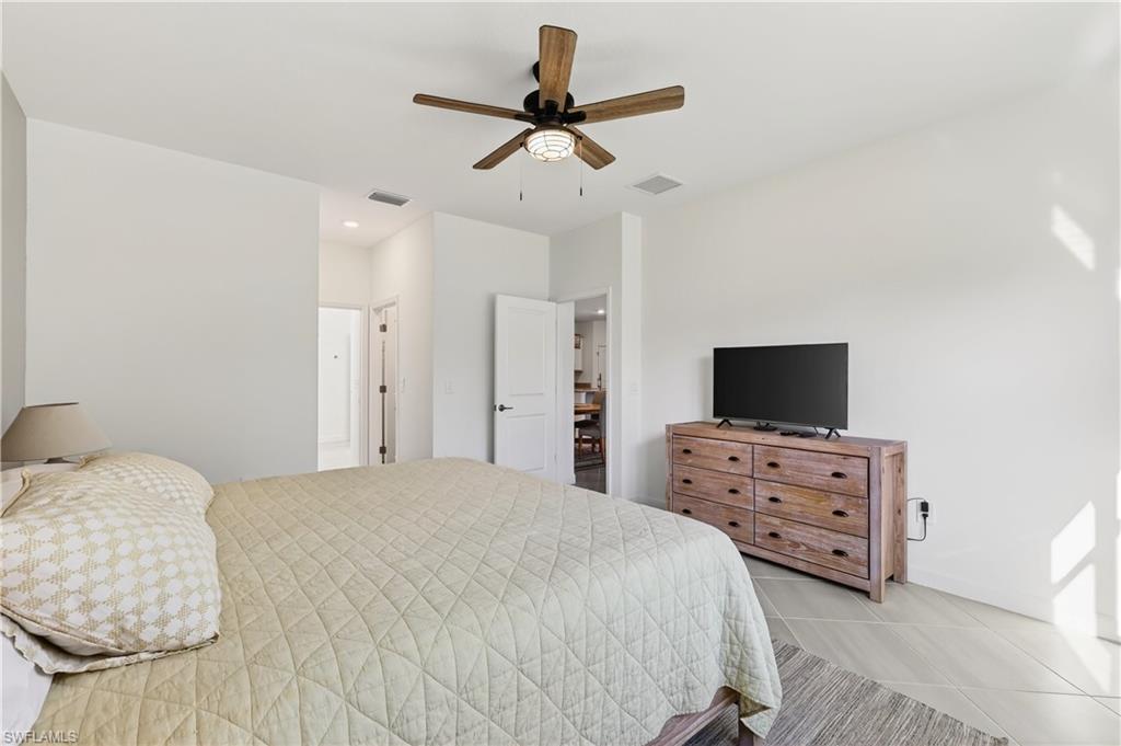 COUNTRY CLUB - Residential