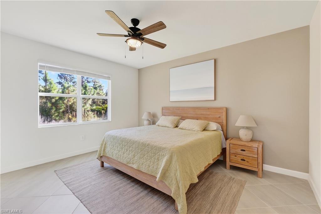 COUNTRY CLUB - Residential