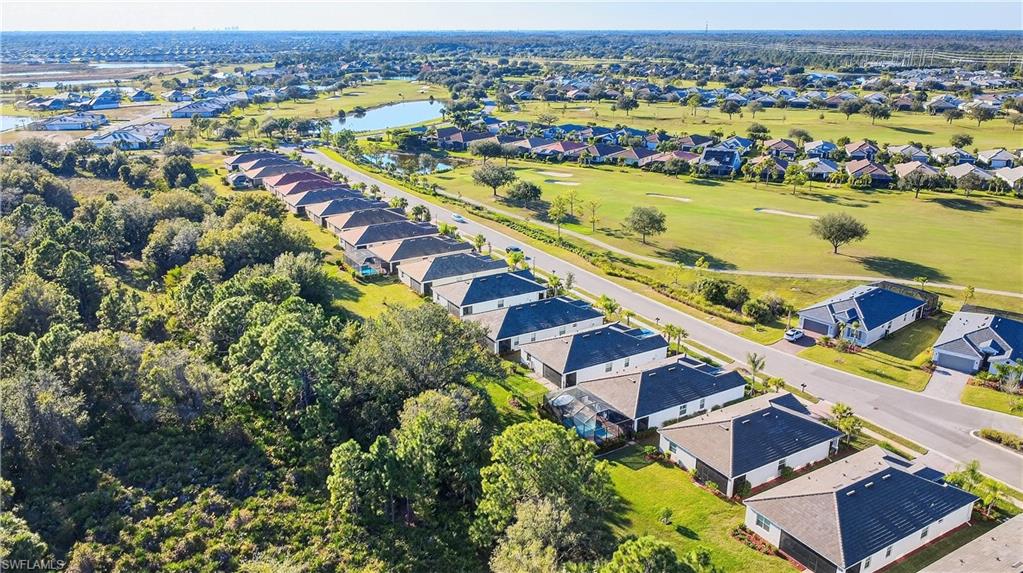 COUNTRY CLUB - Residential