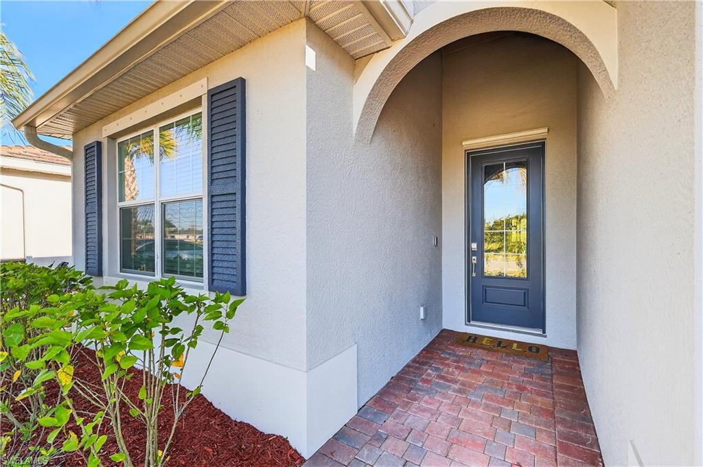 COUNTRY CLUB - Residential