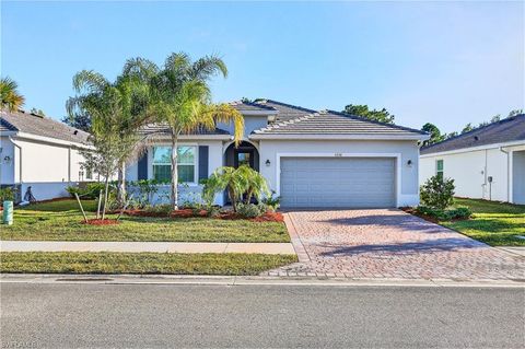 3338 Weston Manor DR ALVA FL 33920